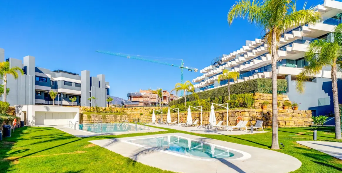 Alquiler a corto plazo de apartamento en planta baja en Selwo 31