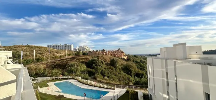 Long-term rent of penthouse duplex in Cancelada 0