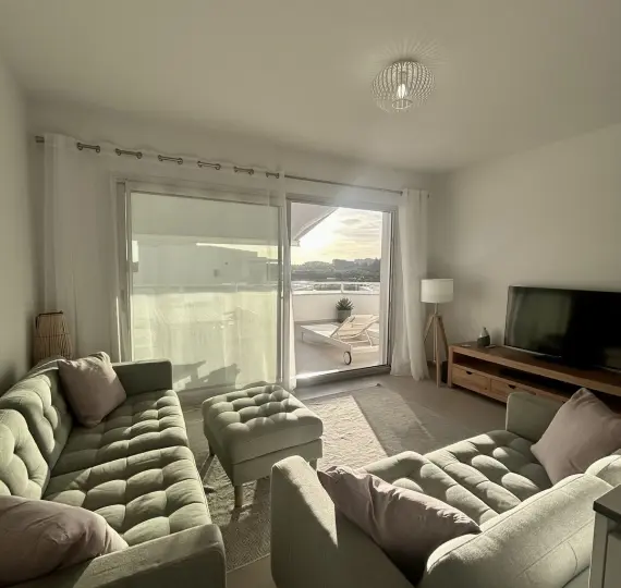 Long-term rent of penthouse duplex in Cancelada