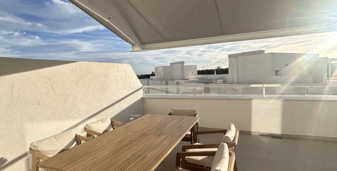 Long-term rent of penthouse duplex in Cancelada 8