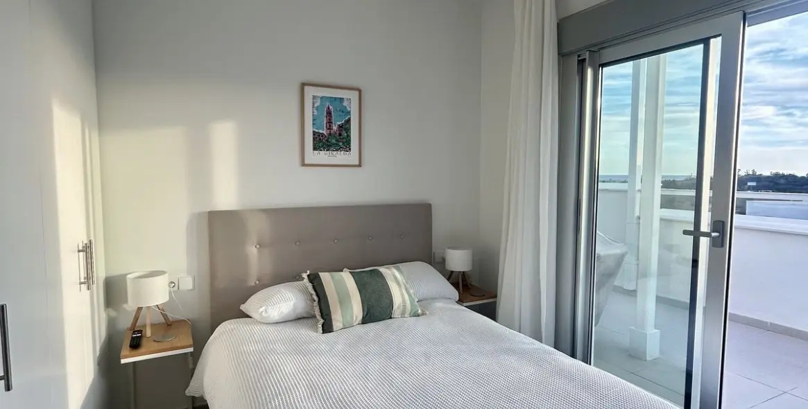 Short-term rent of penthouse duplex in Cancelada 21