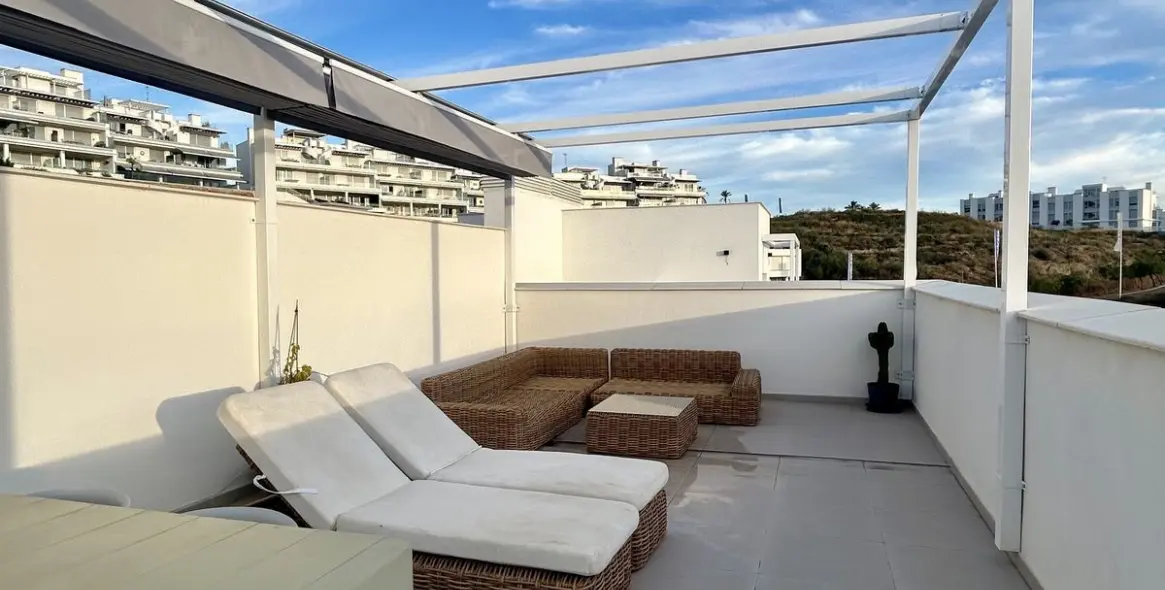 Short-term rent of penthouse duplex in Cancelada 26