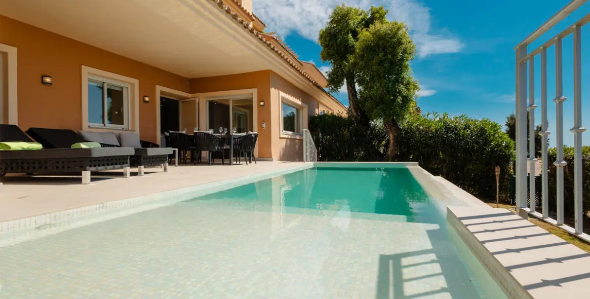 Long-term rent of ground floor apartment in La Mairena 1