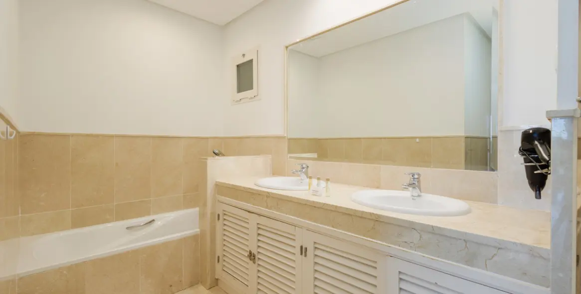 Long-term rent of ground floor apartment in La Mairena 9