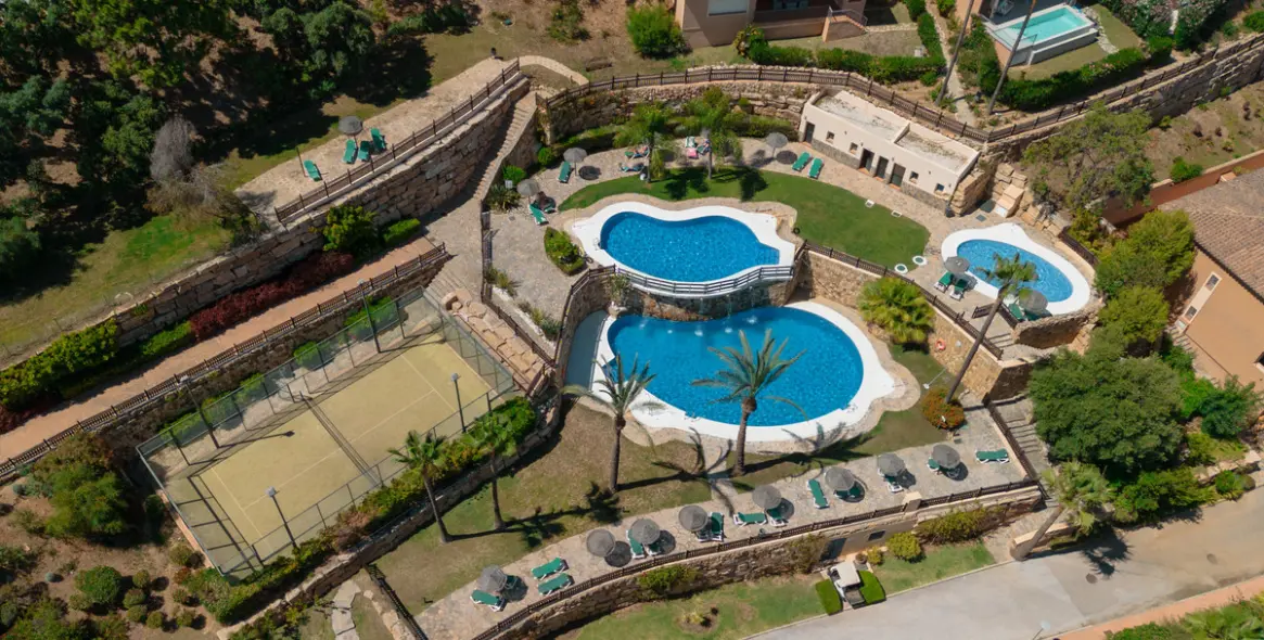 Long-term rent of ground floor apartment in La Mairena 15