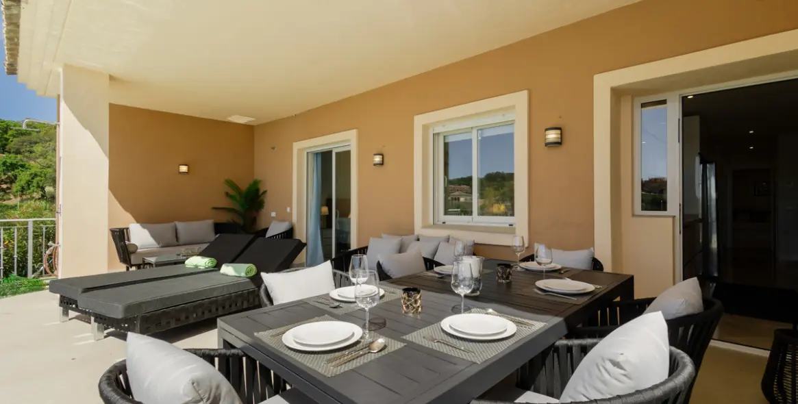 Long-term rent of ground floor apartment in La Mairena 18