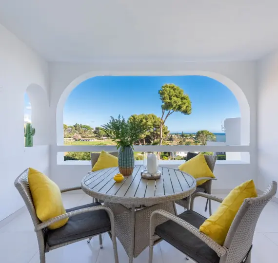 Short-term rent of ground floor apartment in Nueva Andalucía