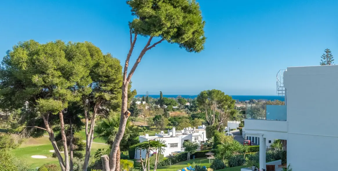 Short-term rent of ground floor apartment in Nueva Andalucía 7