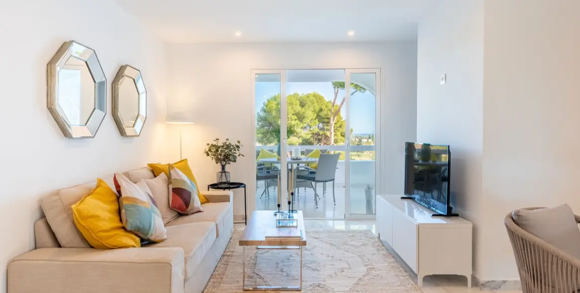 Short-term rent of ground floor apartment in Nueva Andalucía 11