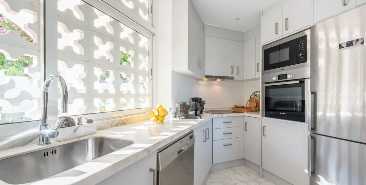 Short-term rent of ground floor apartment in Nueva Andalucía 15