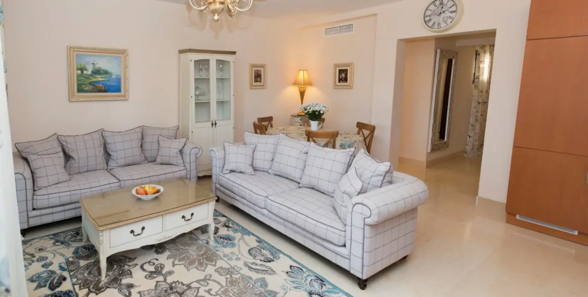 Short-term rent of penthouse in Benahavís 6