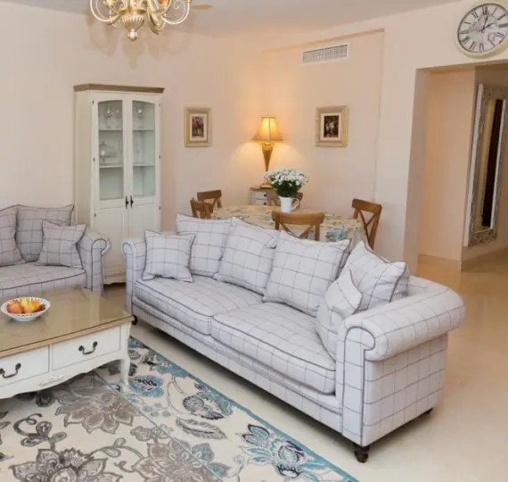 Short-term rent of penthouse in Benahavís