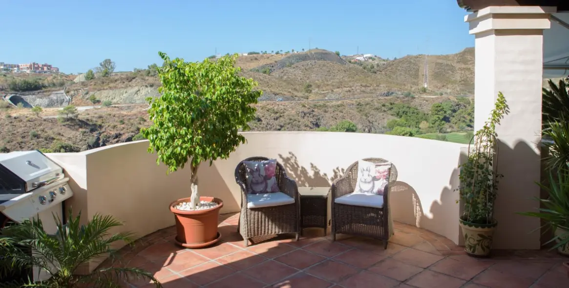 Short-term rent of penthouse in Benahavís 20