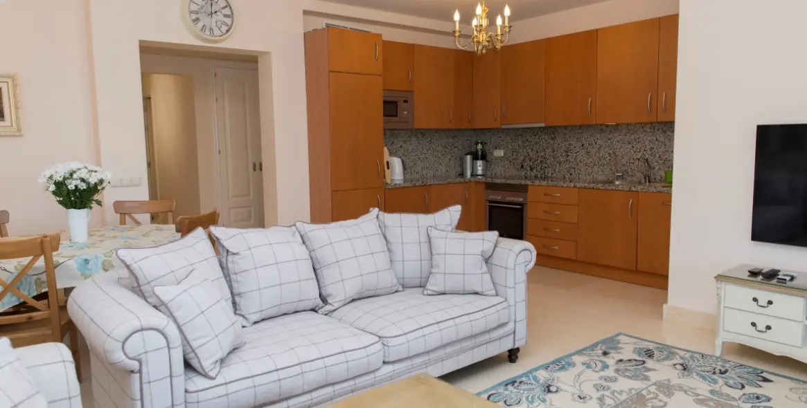 Short-term rent of penthouse in Benahavís 7