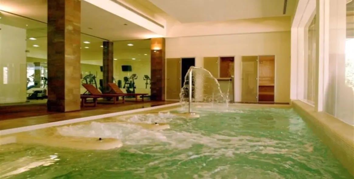 Short-term rent of penthouse in Benahavís 23