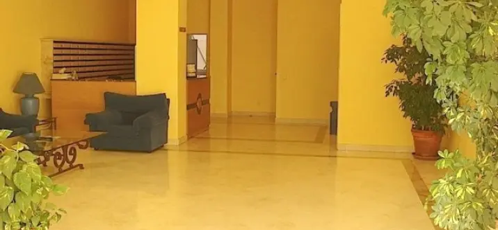 Краткосрочная аренда апартаментов на среднем этаже в Puerto Banús 3