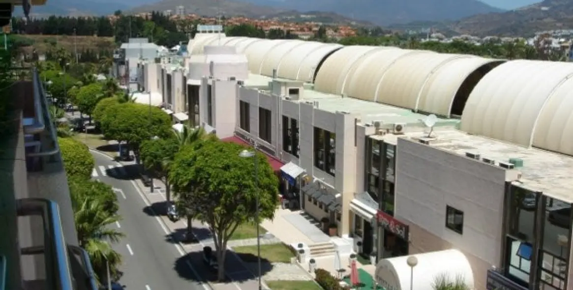 Short-term rent of middle floor apartment in Puerto Banús 22