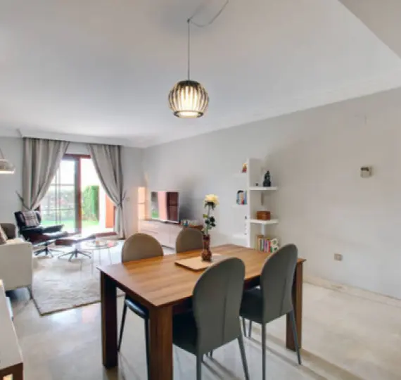 Short-term rent of ground floor apartment in Benahavís