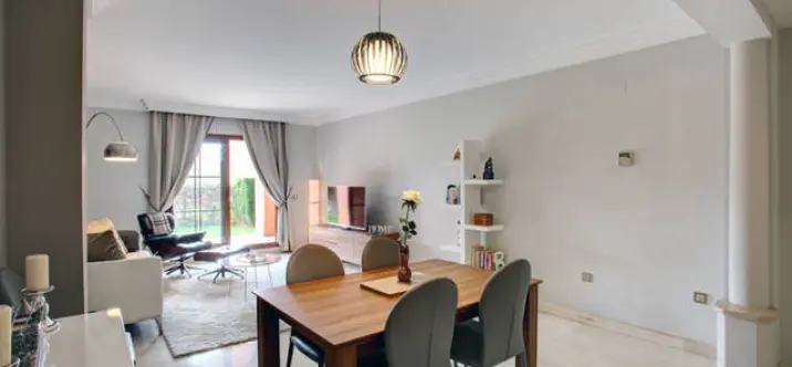 Short-term rent of ground floor apartment in Benahavís 2