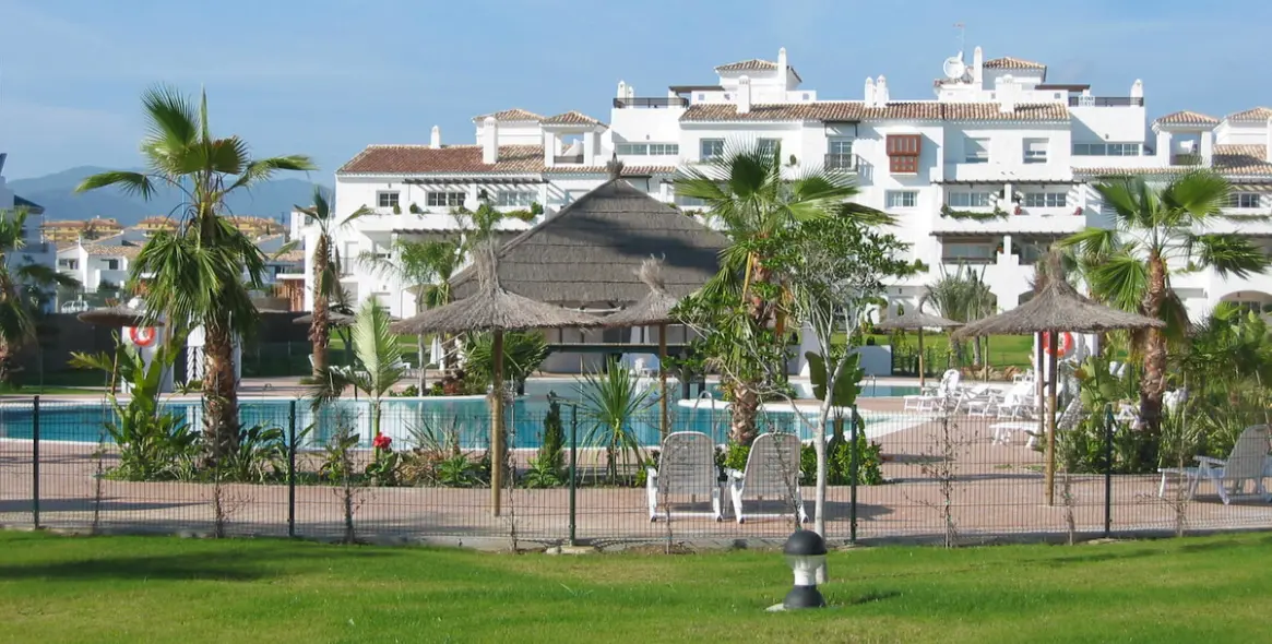 Краткосрочная аренда апартаментов на среднем этаже в San Pedro de Alcántara 1