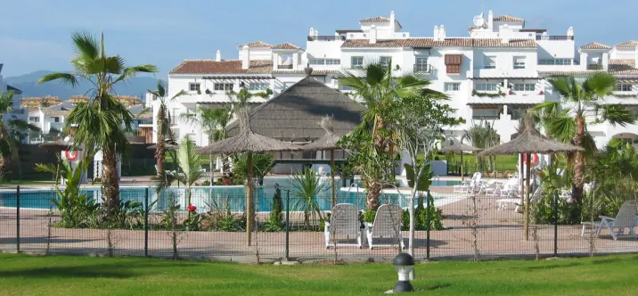 Alquiler a corto plazo de apartamento en planta media en San Pedro de Alcántara 0