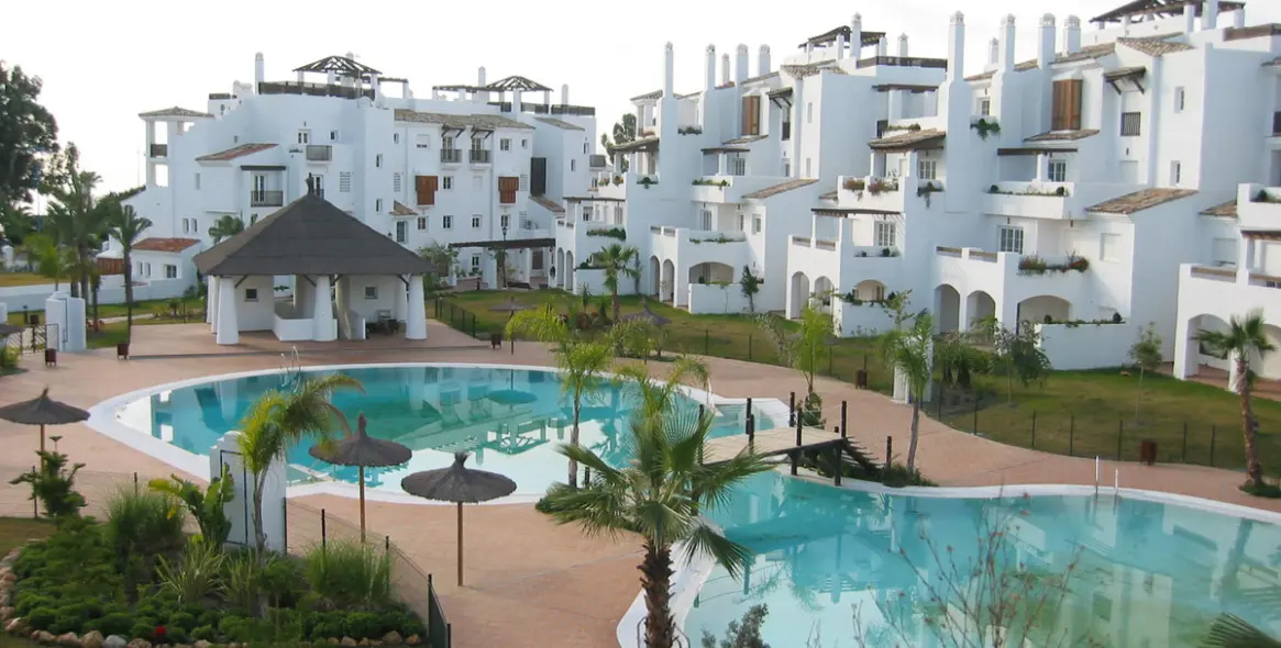 Краткосрочная аренда апартаментов на среднем этаже в San Pedro de Alcántara 2