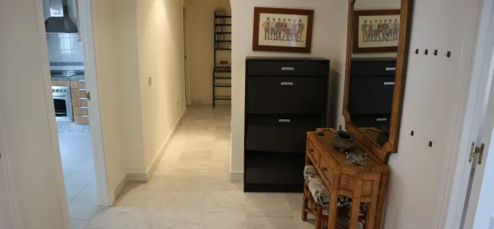 Alquiler a corto plazo de apartamento en planta media en San Pedro de Alcántara 2