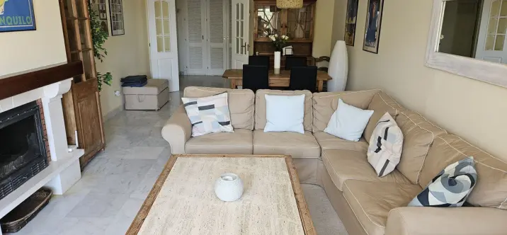 Alquiler a corto plazo de apartamento en planta media en San Pedro de Alcántara 4