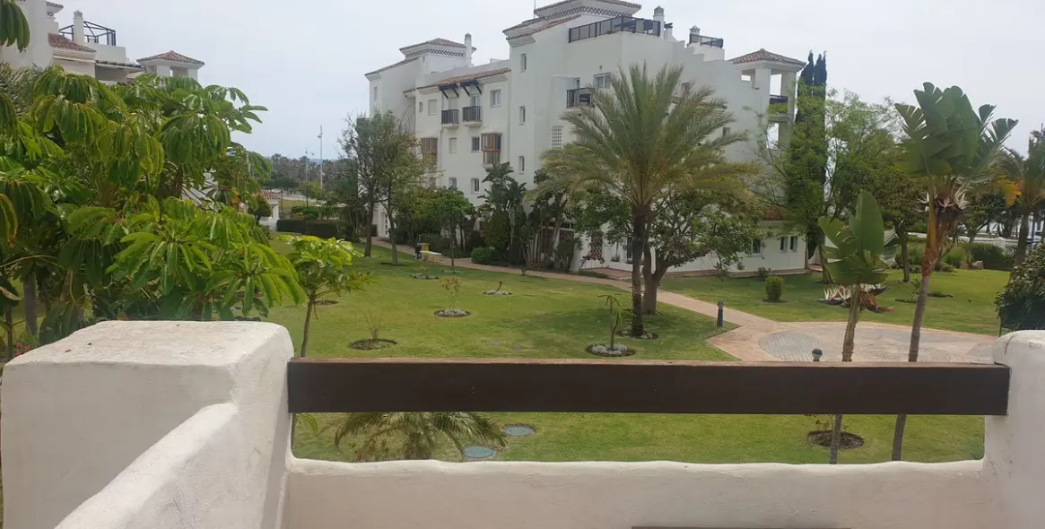 Краткосрочная аренда апартаментов на среднем этаже в San Pedro de Alcántara 9