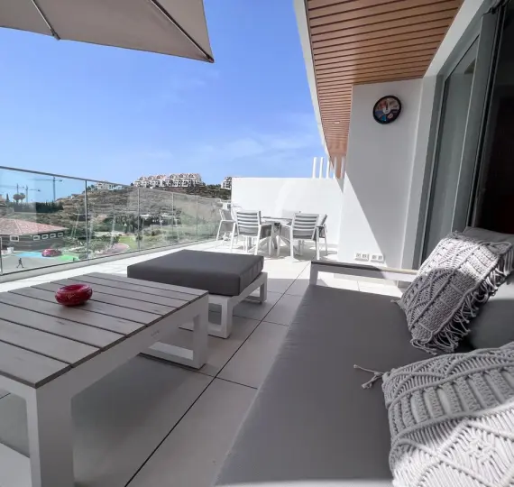 Краткосрочная аренда апартаментов на среднем этаже в La Cala de Mijas