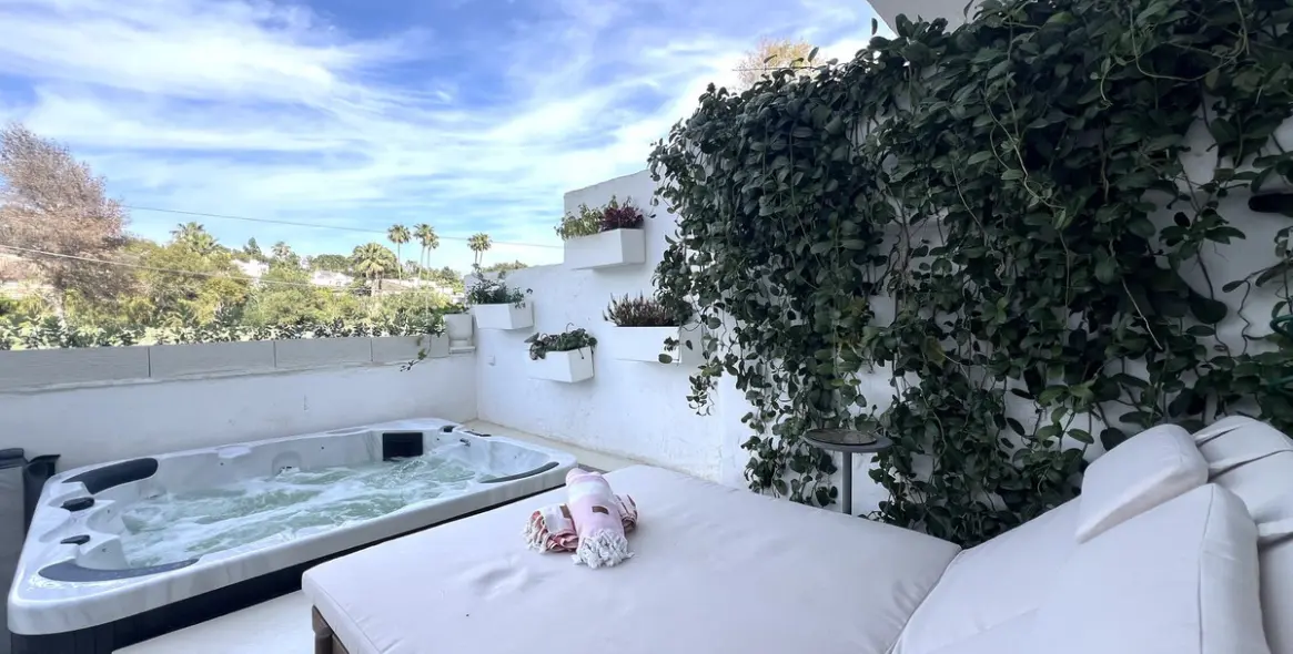 Long-term rent of ground floor apartment in Nueva Andalucía 23