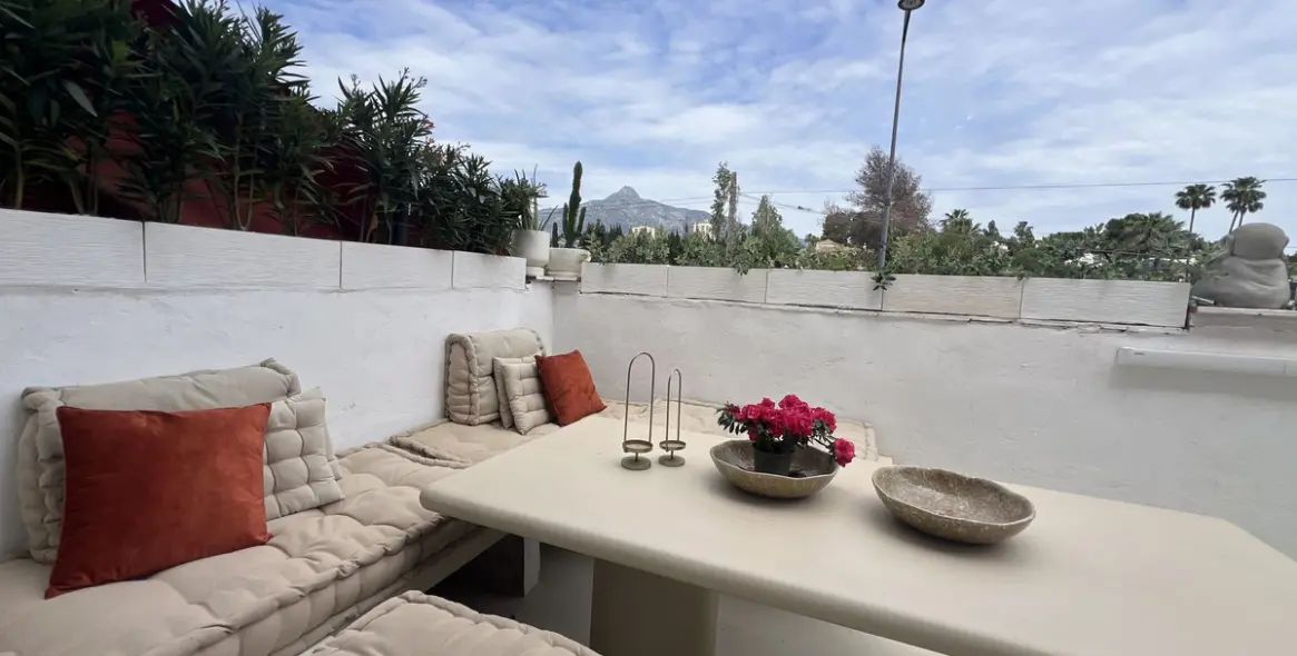 Short-term rent of ground floor apartment in Nueva Andalucía 25