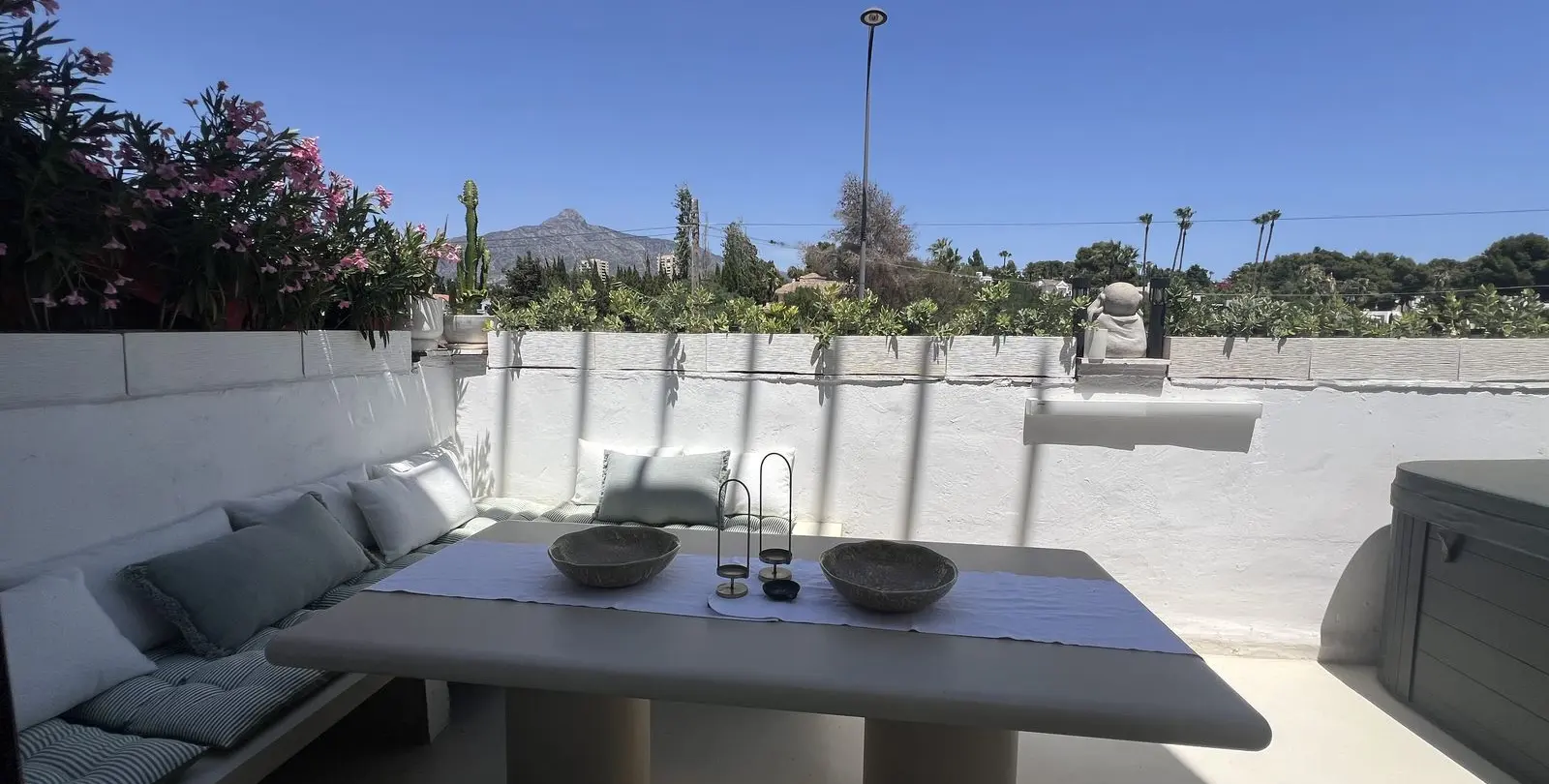 Alquiler a largo plazo de apartamento en planta baja en Nueva Andalucía 26