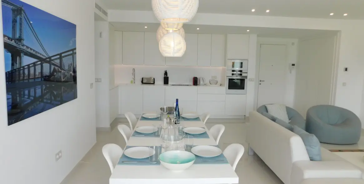 Short-term rent of ground floor apartment in Benahavís 16