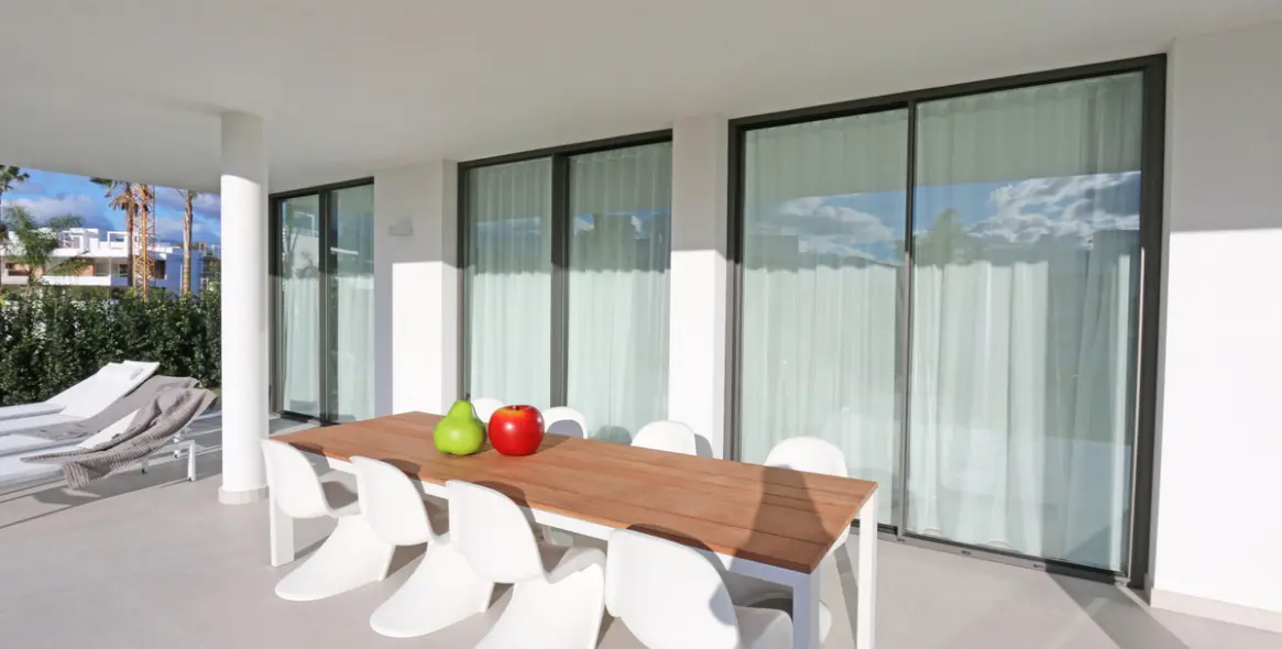 Short-term rent of ground floor apartment in Benahavís 9