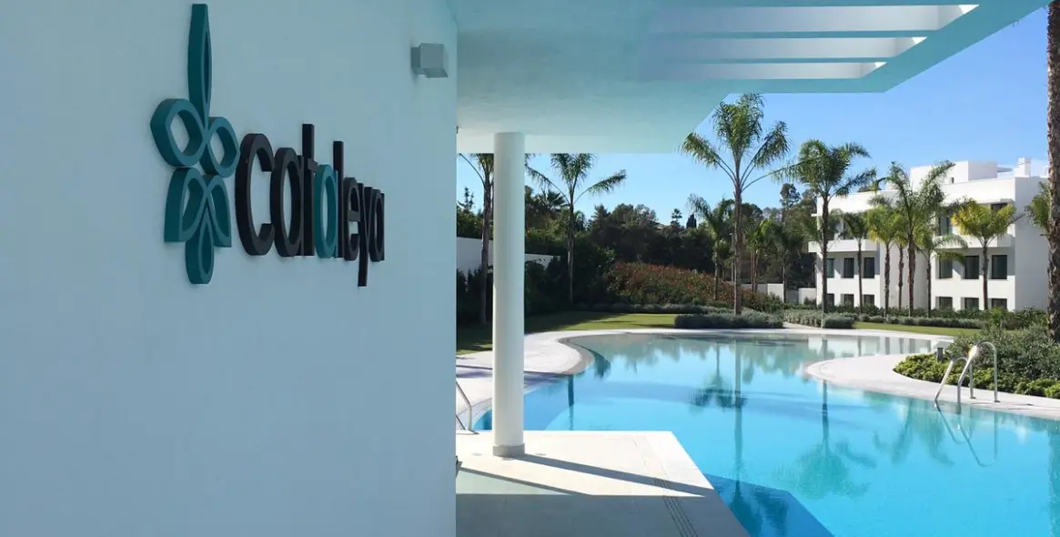Alquiler a corto plazo de apartamento en planta baja en Benahavís 22