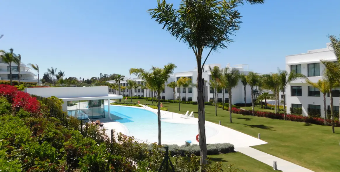 Alquiler a corto plazo de apartamento en planta baja en Benahavís 33