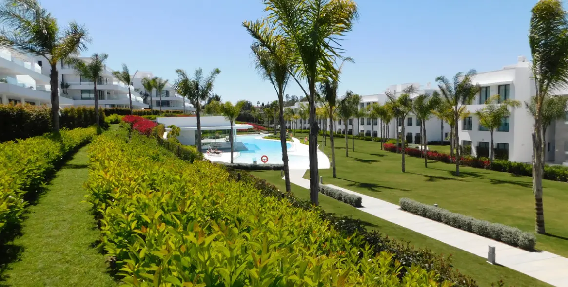 Alquiler a corto plazo de apartamento en planta baja en Benahavís 36