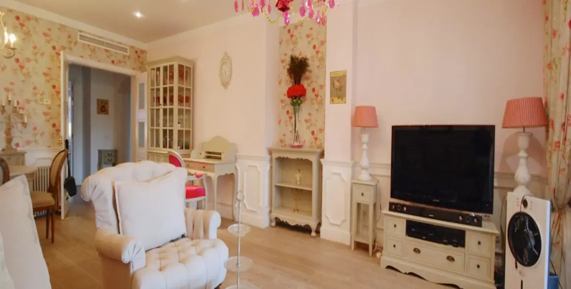 Краткосрочная аренда апартаментов на первом этаже в Marbella 2