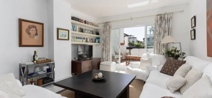 Alquiler a corto plazo de apartamento en planta media en San Pedro de Alcántara 3