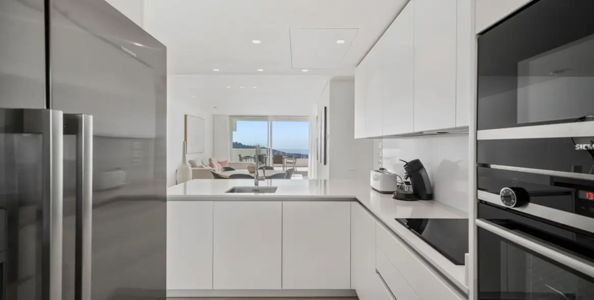 Short-term rent of middle floor apartment in Marbella 7