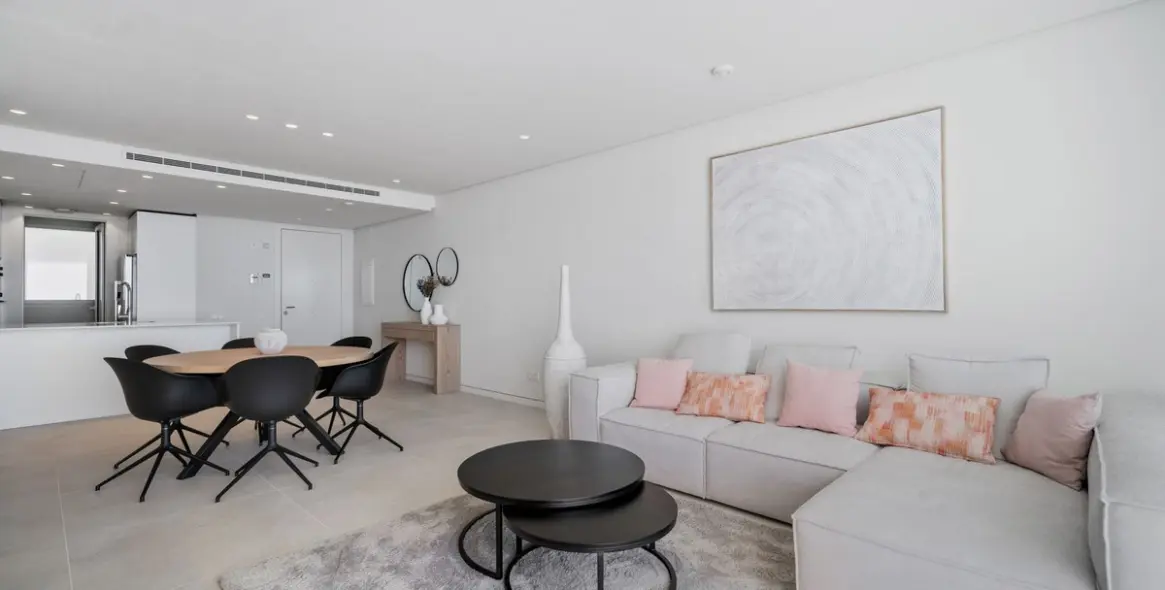 Short-term rent of middle floor apartment in Marbella 8