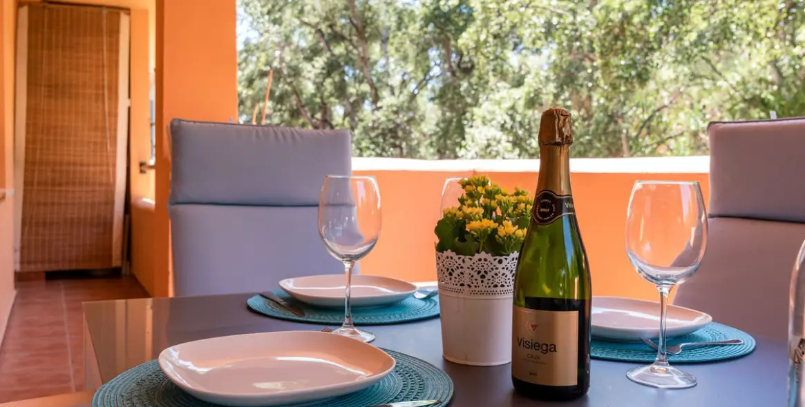 Short-term rent of middle floor apartment in Las Chapas 24