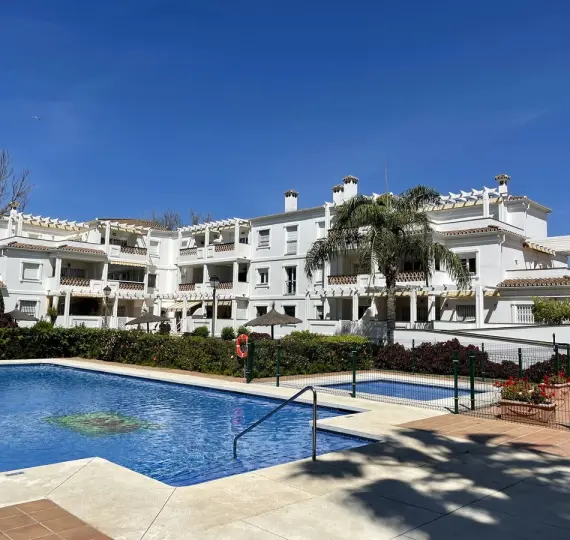 Short-term rent of ground floor apartment in Puerto Banús