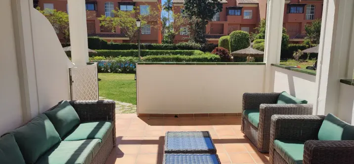 Short-term rent of ground floor apartment in Puerto Banús 4