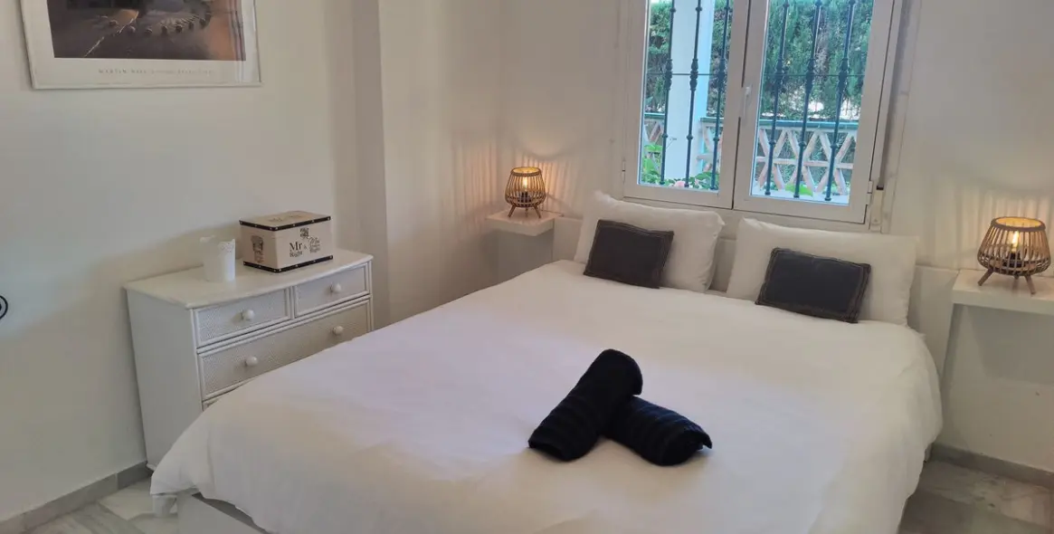 Short-term rent of ground floor apartment in Puerto Banús 13