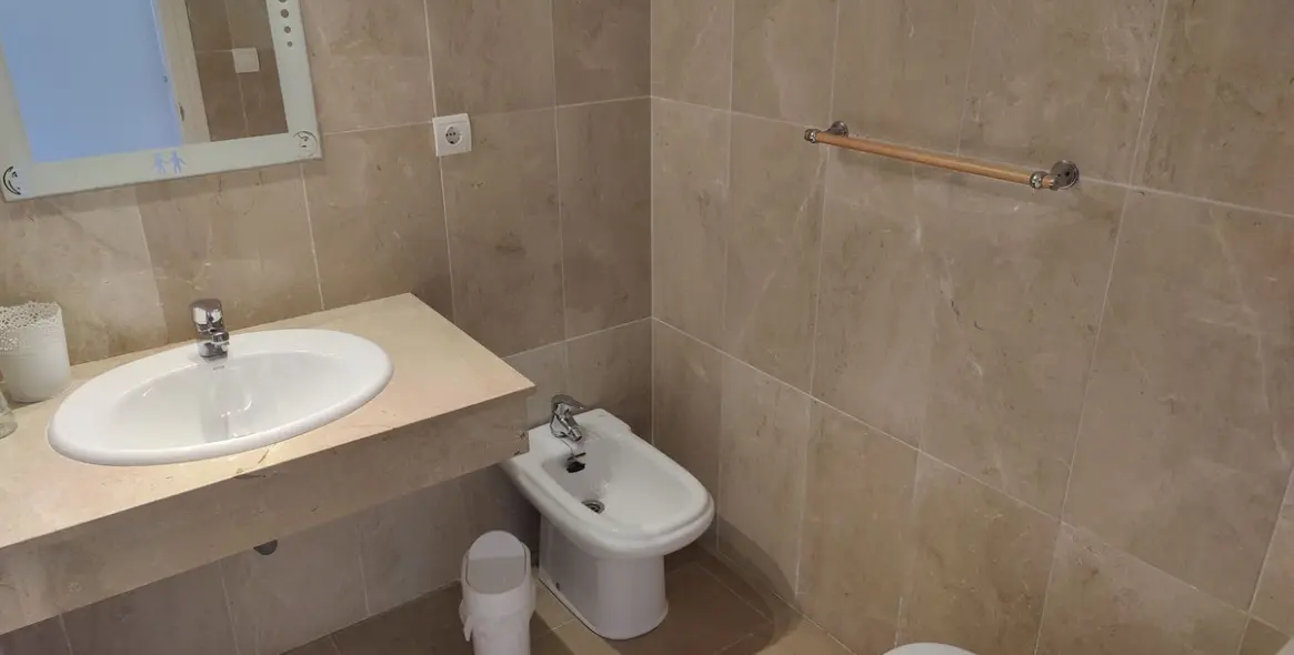 Short-term rent of ground floor apartment in Puerto Banús 18