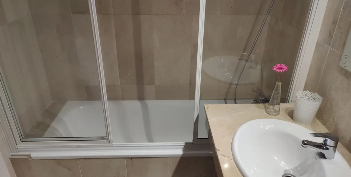 Short-term rent of ground floor apartment in Puerto Banús 19