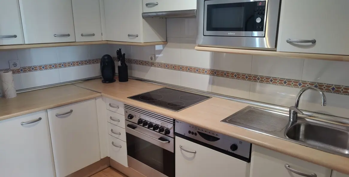 Short-term rent of ground floor apartment in Puerto Banús 20