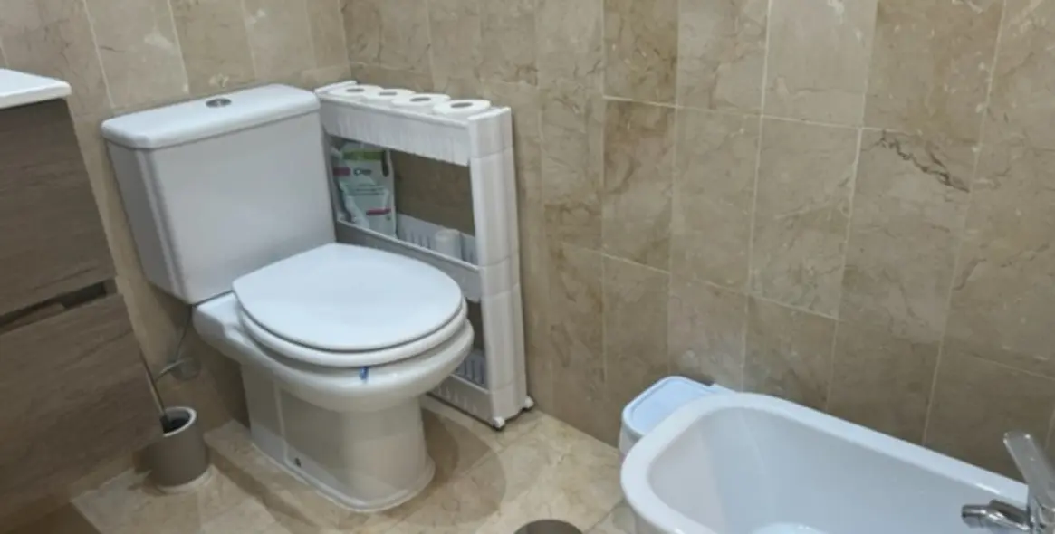 Long-term rent of middle floor apartment in Costalita 12